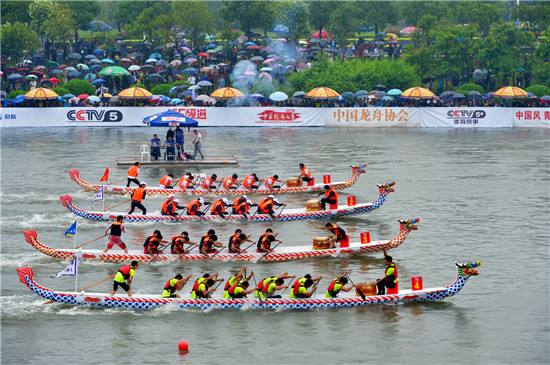 Chinese Dragon Boat Festival | ISAC Teach in China Program