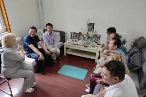 LZU School of Foreign Languages Visit Foreign Teachers on Yuzhong Campus